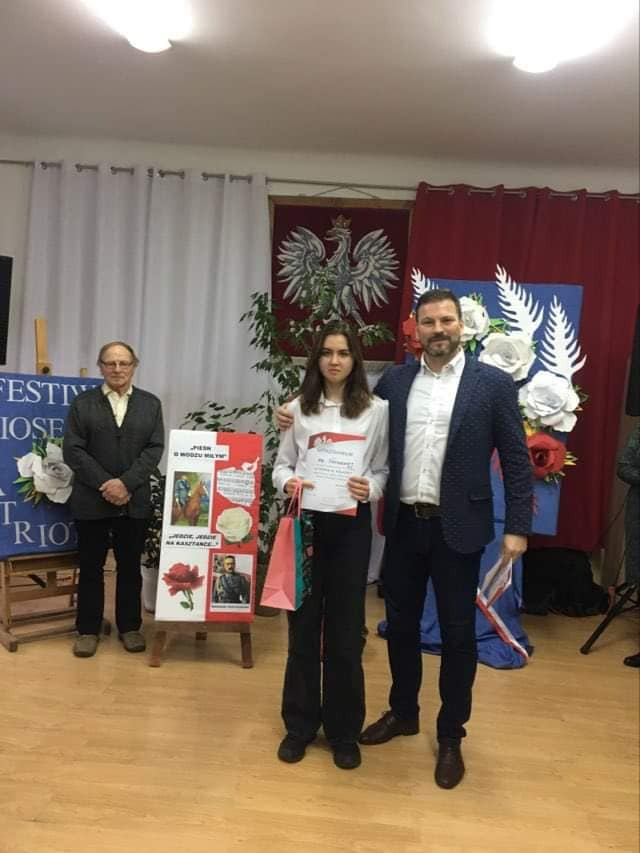 Festiwal Piosenki Patriotycznej „ Z pieśnią ku wolności”. - Obrazek 3