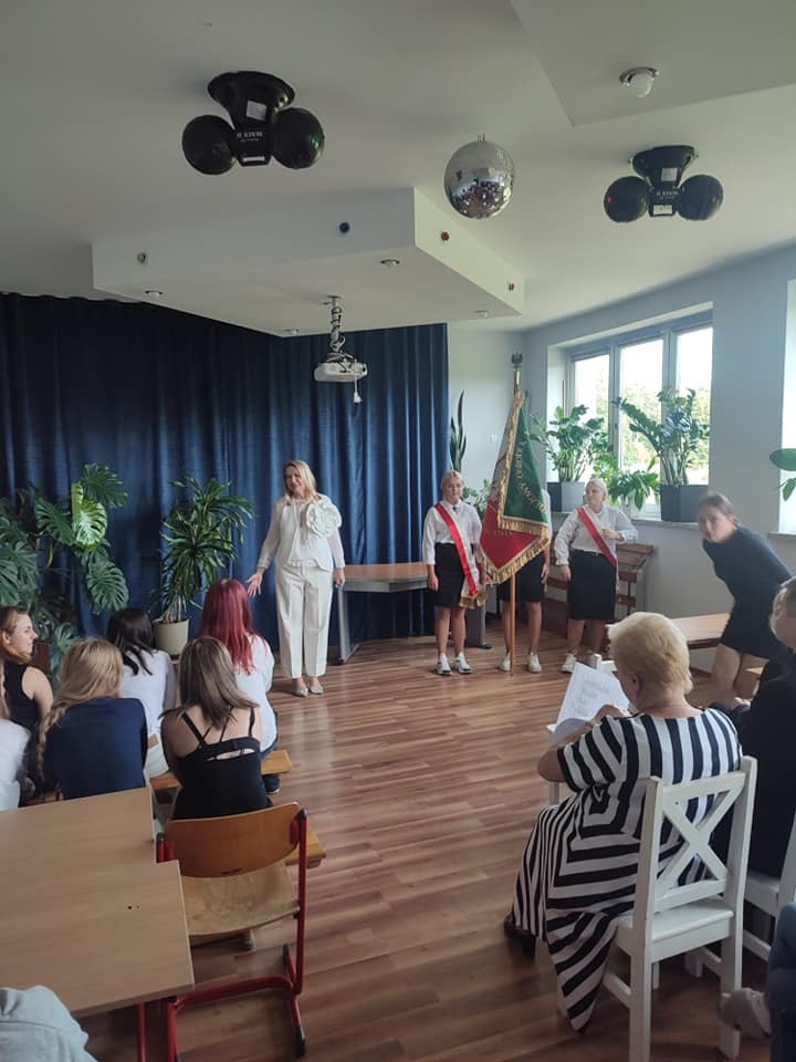 Uroczyste rozpoczęcie Roku Szkolnego 2024/2025 - Obrazek 6