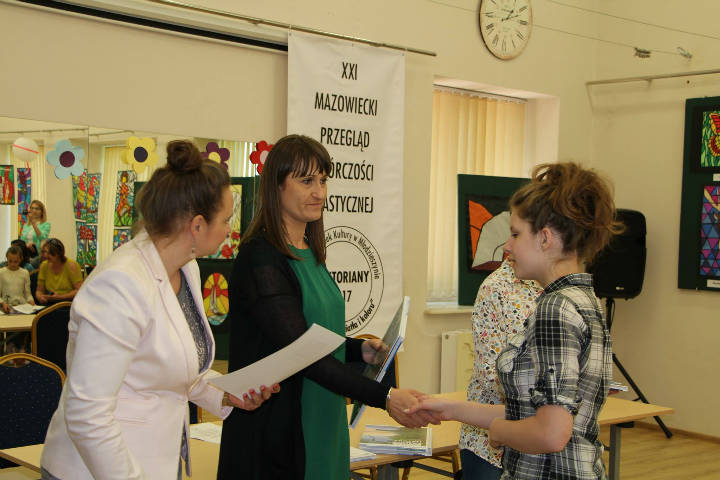 Najładniejsze witraże w... Młodzieszynie - Obrazek 1